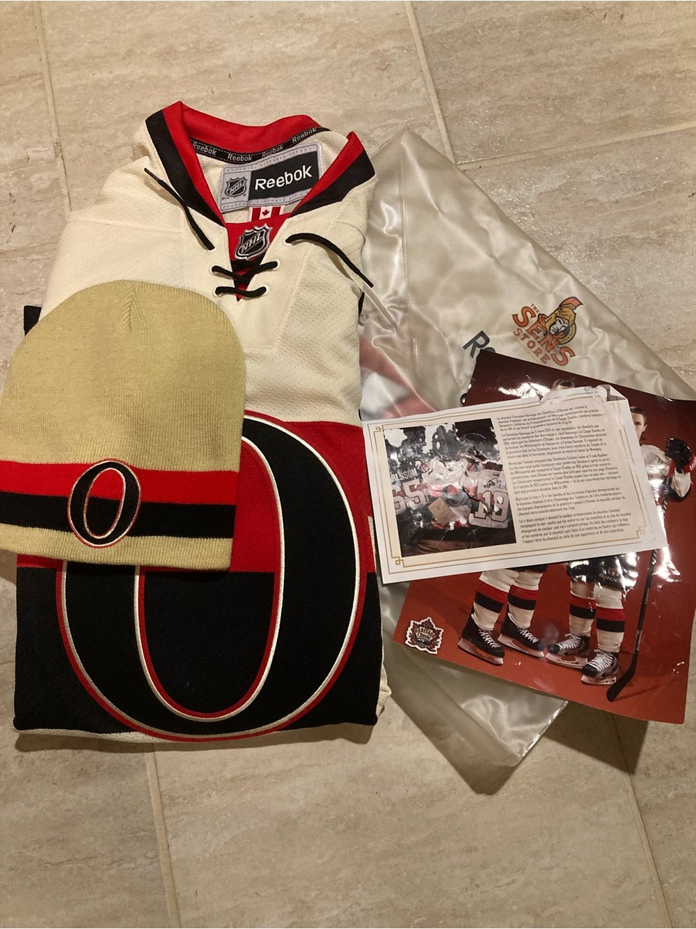 Rare 2014 Ottawa Senators Heritage Classic 2014 Commemorative Bundle - XXL